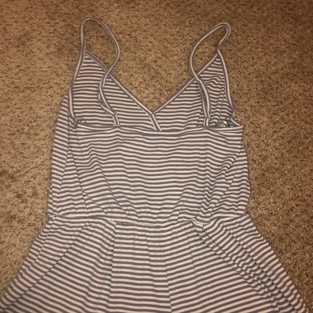 Striped romper - Picture 3 of 4